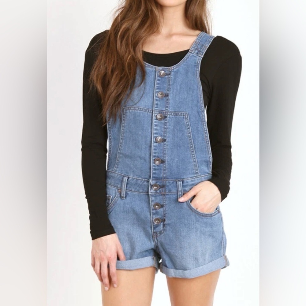 Free People denim short overalls, size 29